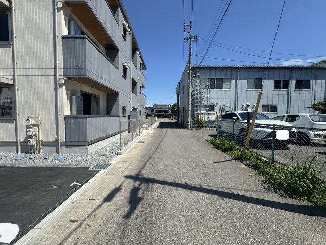 近くに施設あり