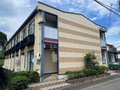 レオパレスファー イーズの外観画像