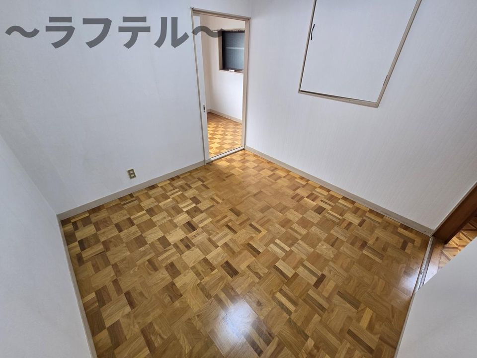 ベッドルーム