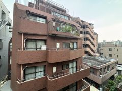 ダイドーメゾン岡本の外観画像