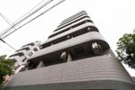 グリフィン横浜・アクティの外観