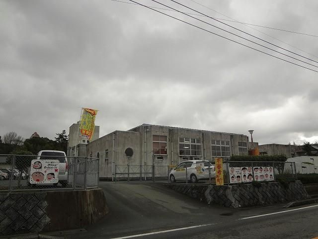 古月保育所(950m)