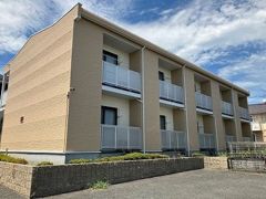 レオパレス秣野原の外観画像