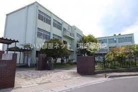 草津市立老上小学校(小学校)まで296m