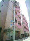 ウエストサイド新宿御苑の外観