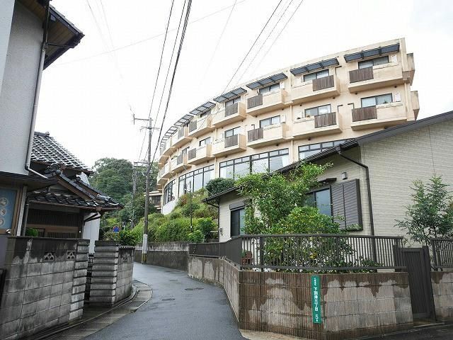 医療法人聖亮会　聖ヨハネ病院(450m)