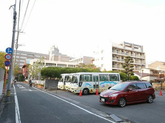 東筑紫短期大学附属幼稚園(410m)