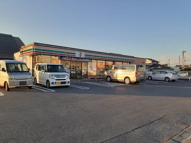 セブンイレブン富津下飯野店まで1802m