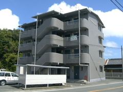 マンションレイクビューの外観画像