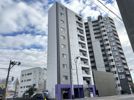 CROSS HALL 慶徳の外観