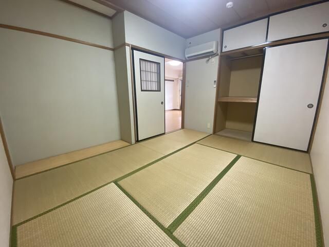 ベッドルーム