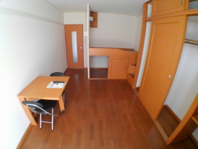 ベッドルーム
