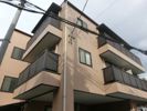 シャルマンホームズの外観