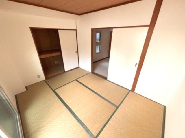 ベッドルーム