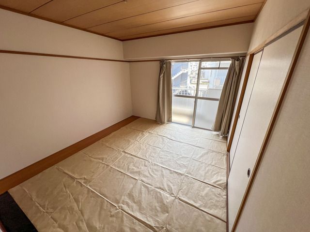 ベッドルーム