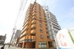 ダイアパレス比治山公園の外観