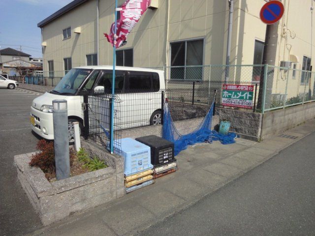 近くに施設あり