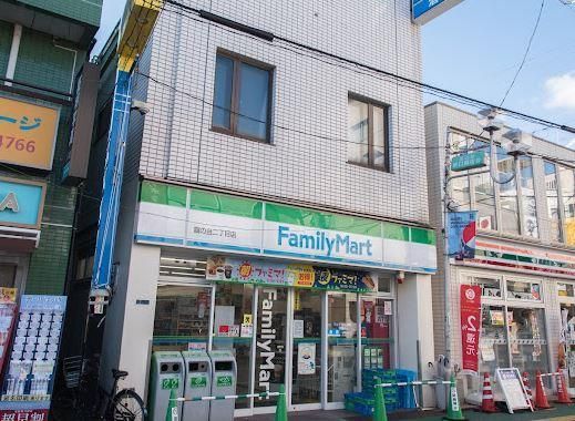 近くに施設あり