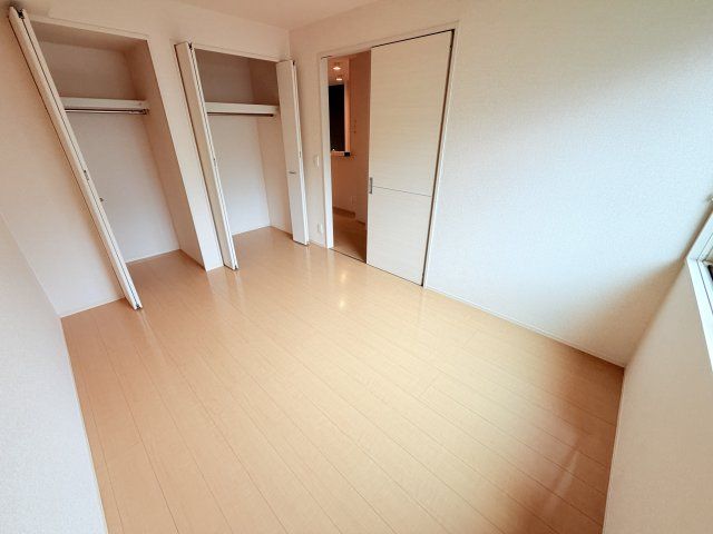 ベッドルーム