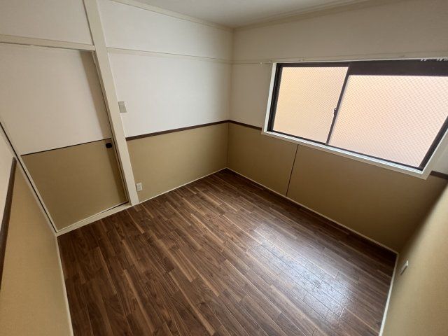ベッドルーム