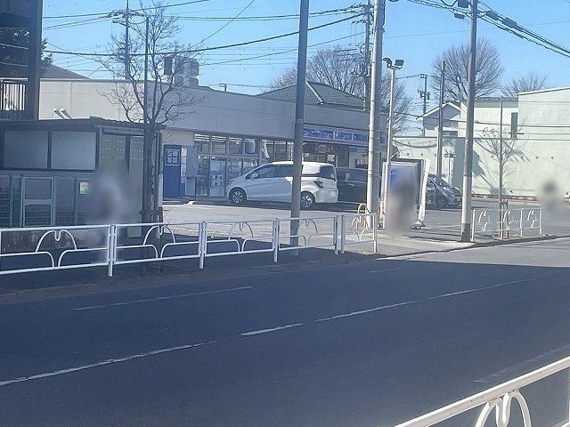近くに施設あり