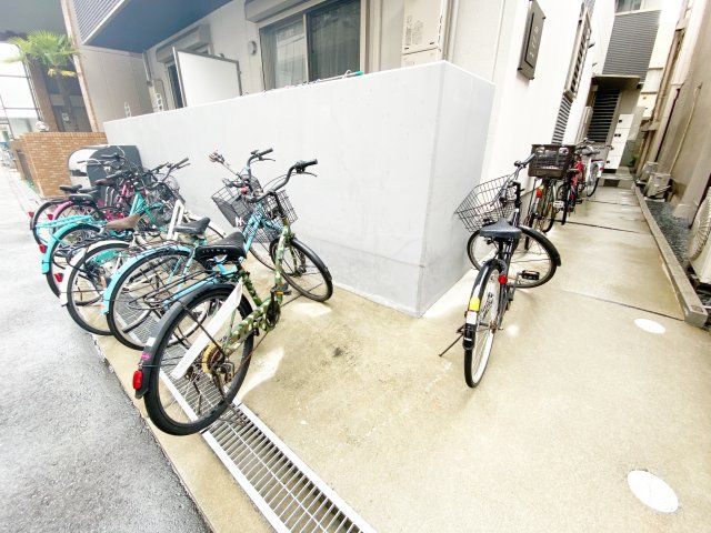 その他