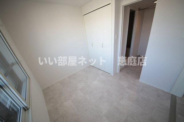 ベッドルーム