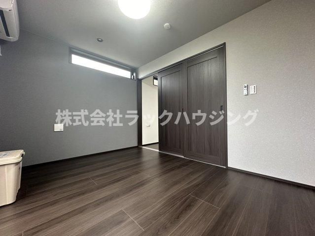 ベッドルーム