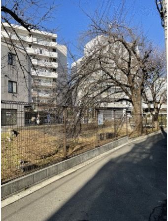 近くに施設あり