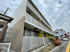 レオパレスドゥマンの外観画像