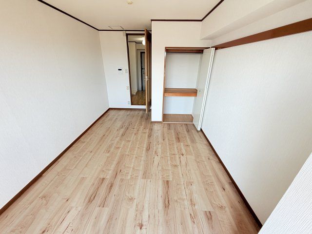ベッドルーム