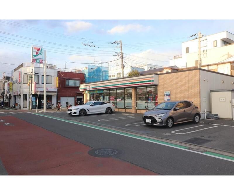 近くに施設あり