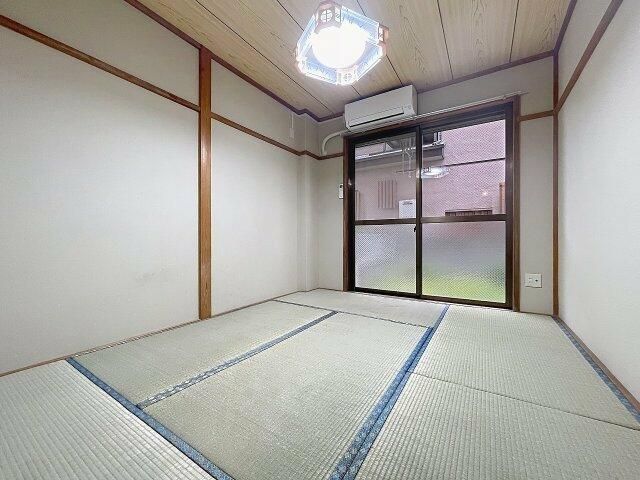 ベッドルーム