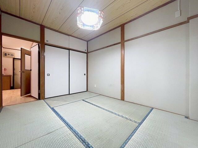 ベッドルーム