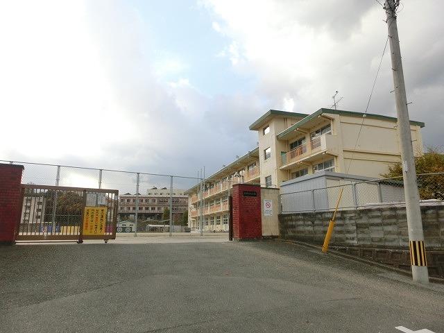 竹末小学校(440m)