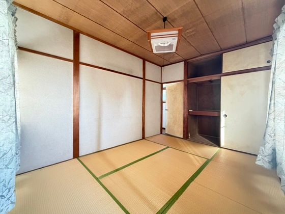 ベッドルーム