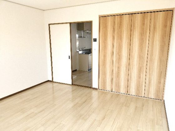 ベッドルーム