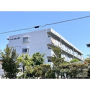 メゾン富士岡の外観画像
