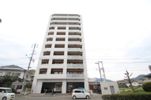サニーロード大町駅前の外観