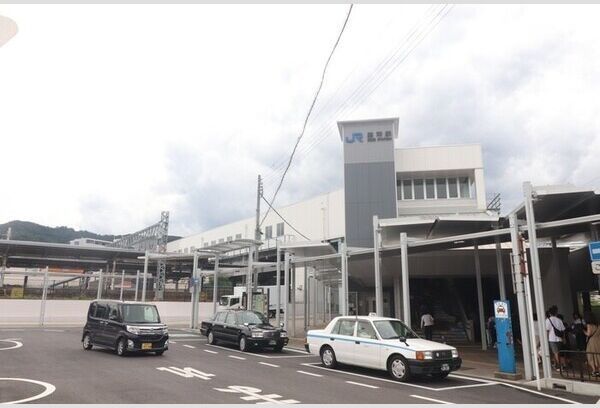 近くに施設あり