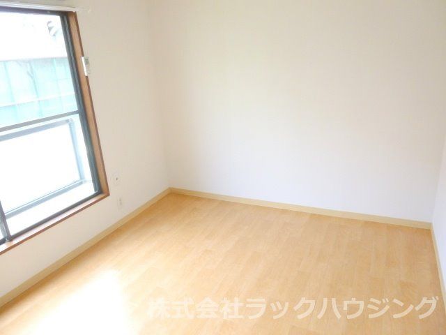 ベッドルーム