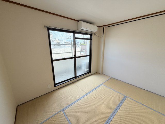 ベッドルーム