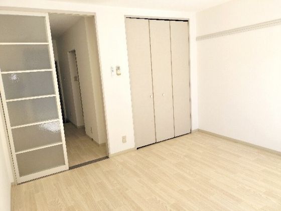 ベッドルーム