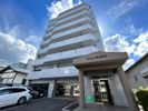 マンション春夏秋冬の外観