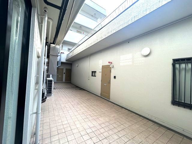 ロビー