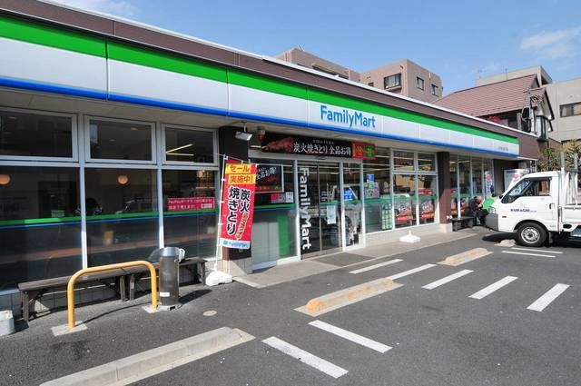 近くに施設あり