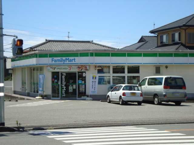 その他「ファミリーマート宇東川東町店まで1322m」
