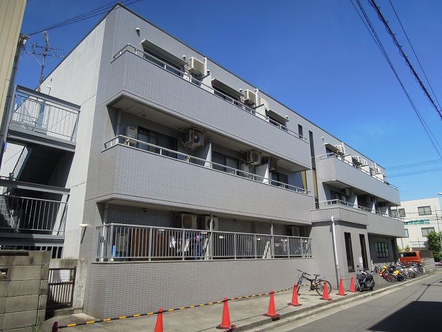 ダイヤ八尾寮の外観画像