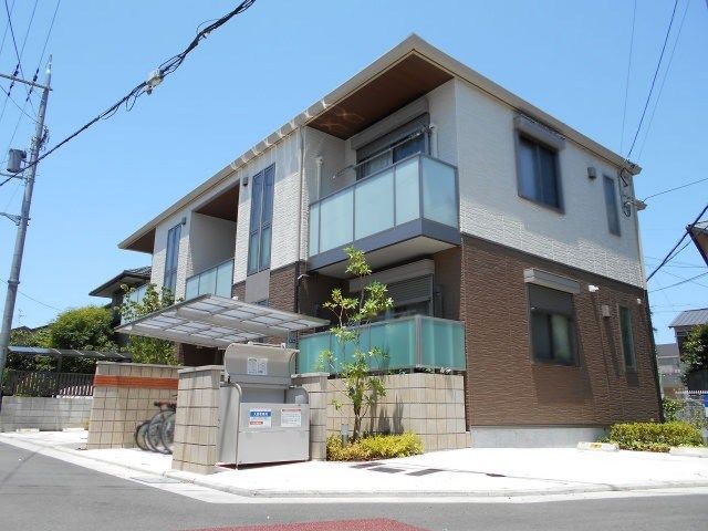 シャーメゾン西山本の外観画像