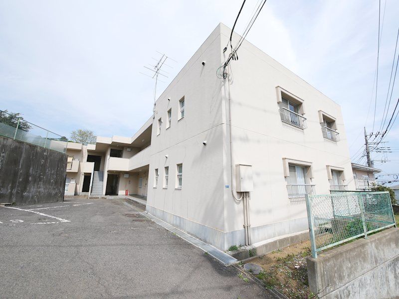 スカイハイツ諏訪の外観画像